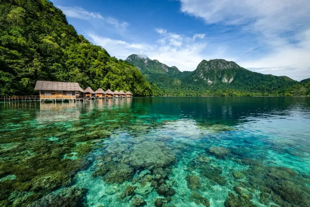 Seram Island u0026 Ora Beach Travel Guide (Maluku, Indonesia)