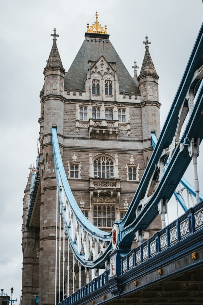 Tower Bridge at sunset, a top landmark to visit in a one-day London sightseeing tour